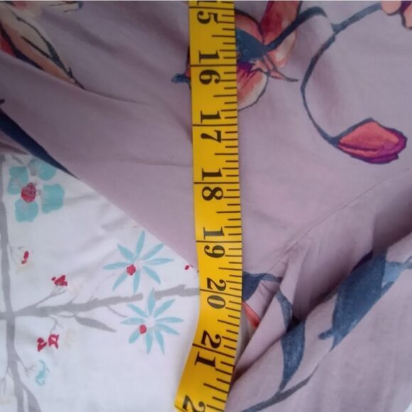 A New Day Mockneck V-neck Blouse Balloon Sleeves Purple Floral Size XXL - Picture 5 of 6